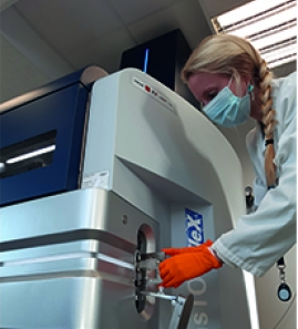 Portrait: Justine Ferey, imaging research engineer on the 1st "timsTOF fleX" mass spectrometer installed in France.